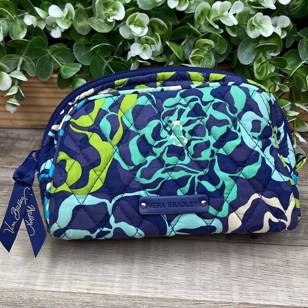 Vera Bradley Katalina Blues Cosmetic Make Up Toiletry Bag